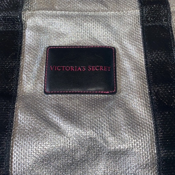 Victoria’s Secret Shine overnight bag - Picture 2 of 6